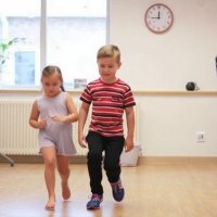 Реабилитация детей после операций на коленном суставе: возрастные особенности и практические подходы