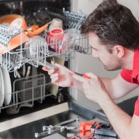 Как предотвратить поломки и продлить срок службы посудомоечной машины