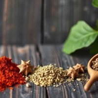 Пряные смеси и чувствительность ЖКТ: риски при приёме внутрь