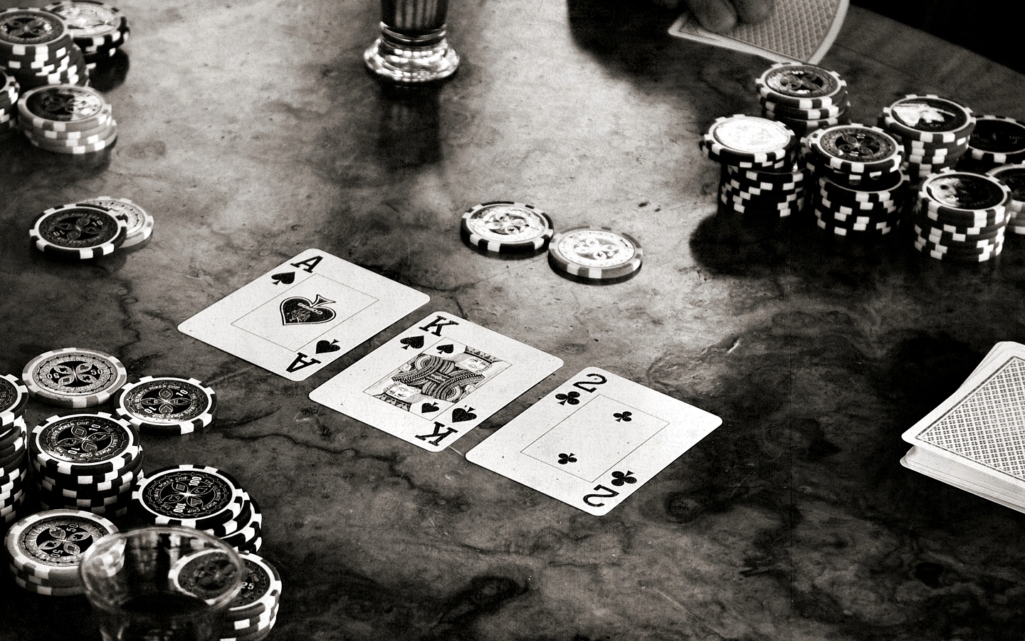 Что следует сделать для организации процесса игры на очки или деньги в покер-рум